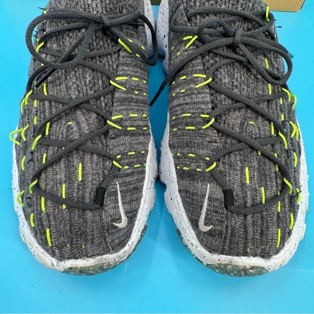 NIKE SPACE HIPPIE 04 BLACK-VOLT-WHITE Men’s Sz. 11.5 - Picture 6 of 10